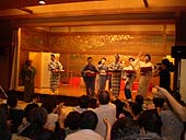 大盛況!餅まき